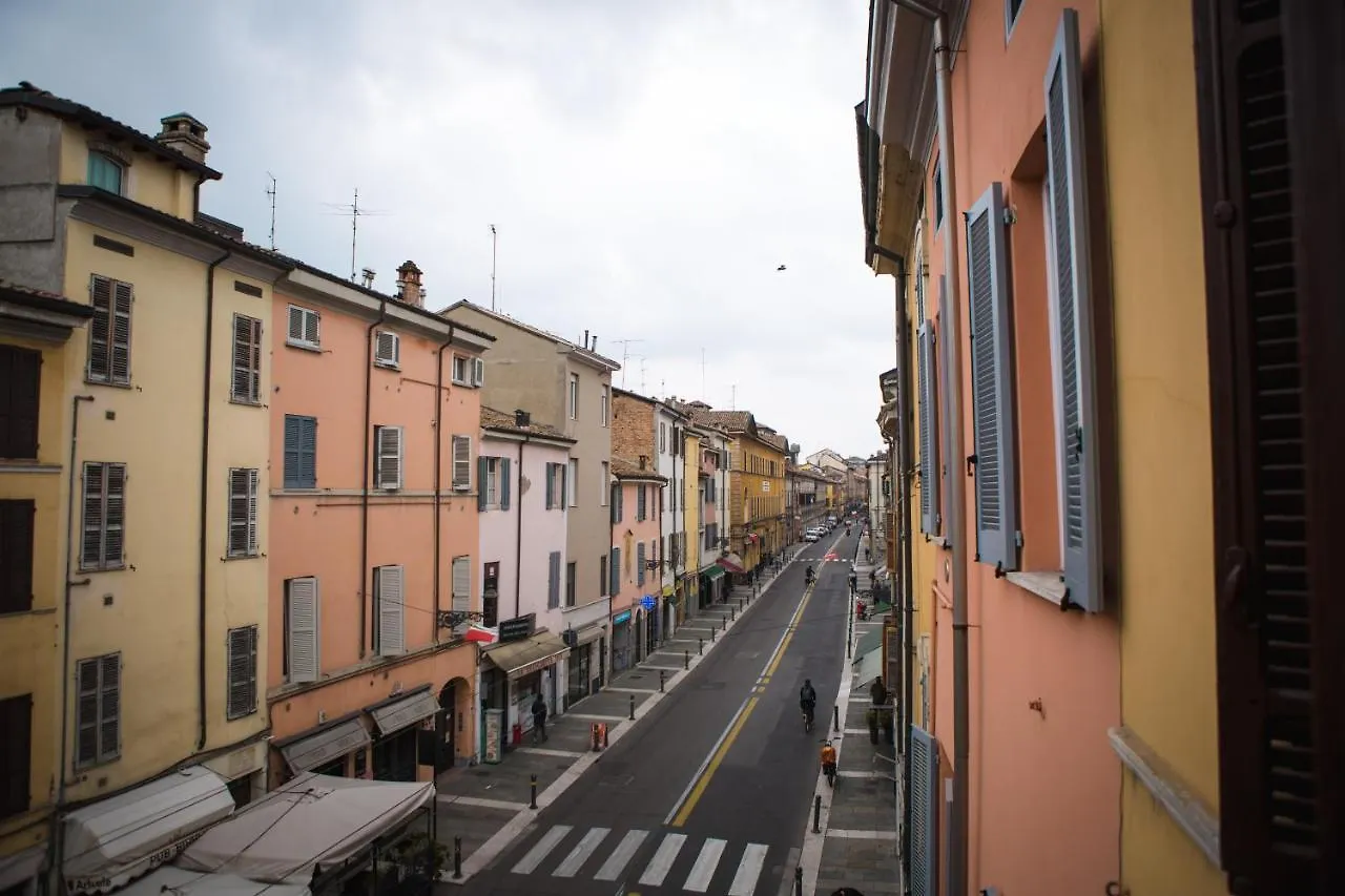 Parco Ducale Elegant Apartment con Balcone Parma